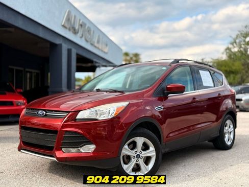 Used 2014 Ford Escape SE w/ Equipment Group 201A FWD image 1