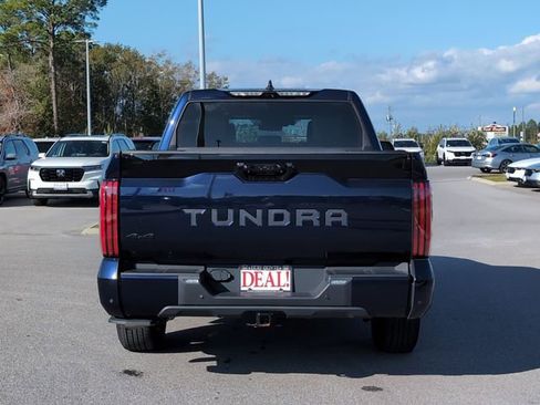 Used 2022 Toyota Tundra Platinum image 4