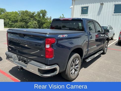 Used 2021 Chevrolet Silverado 1500 LT w/ Convenience Package II AWD/4WD image 3