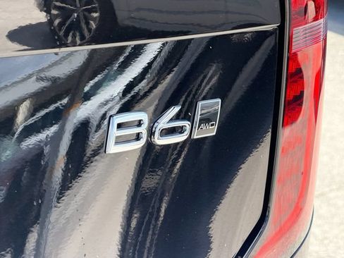 New 2026 Volvo XC90 B6 Plus w/ Protection Package Premier AWD/4WD image 9