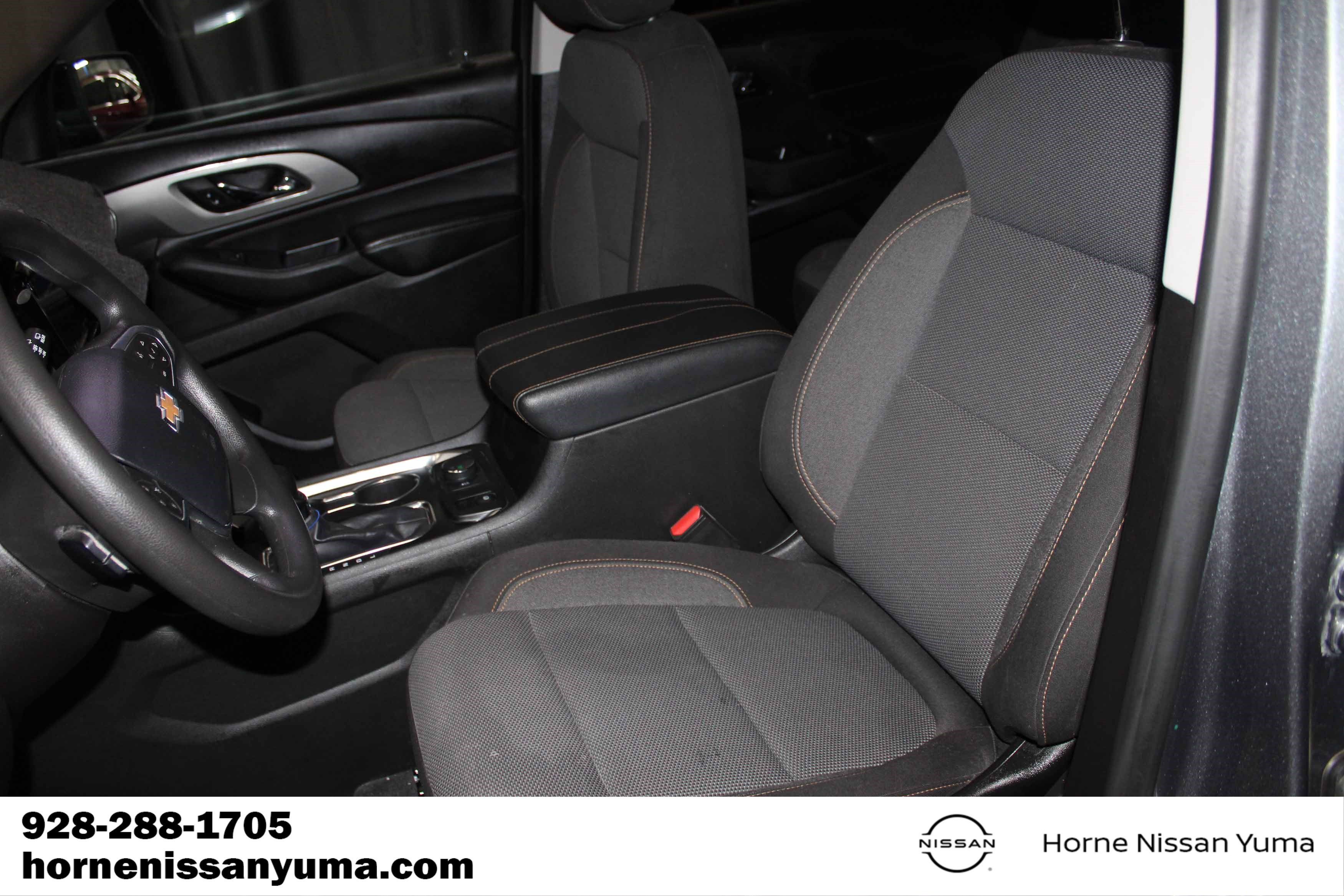 Used 2021 Chevrolet Traverse LS w/ LPO, Floor Liner Package FWD image 4
