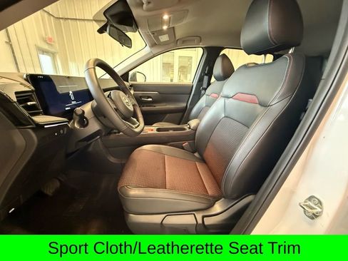 Used 2025 Nissan Kicks SR image 13