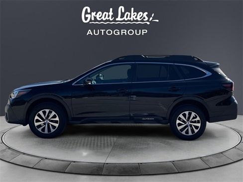 Used 2020 Subaru Outback Premium image 2