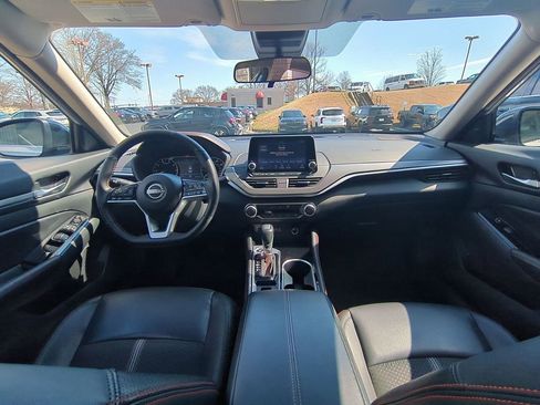 Used 2025 Nissan Altima 2.5 SR AWD/4WD image 25