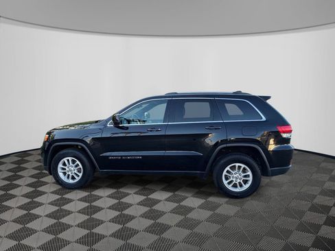 Used 2020 Jeep Grand Cherokee Laredo AWD/4WD image 4