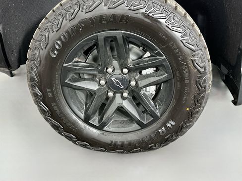 New 2026 Chevrolet Silverado 1500 Custom Trail Boss AWD/4WD image 30