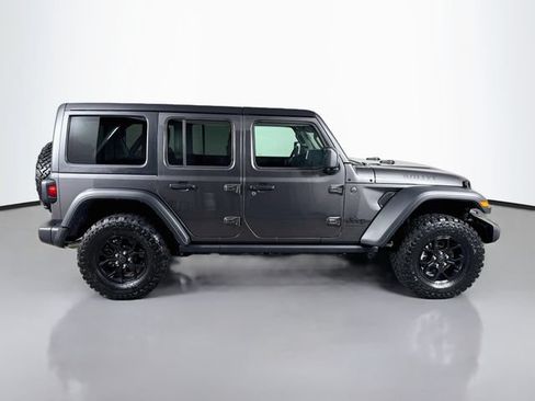 Used 2025 Jeep Wrangler Unlimited Sport AWD/4WD image 5