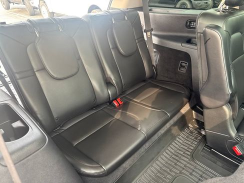 Used 2023 Lincoln Aviator AWD w/ Premium Package image 37