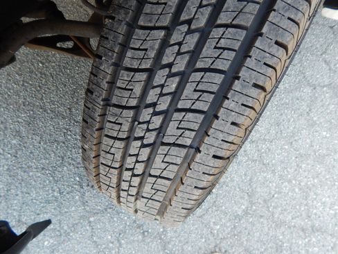 Used 2020 Chevrolet Express 2500 image 26