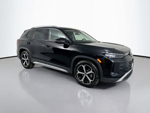 New 2026 Volkswagen Tiguan SE image 3