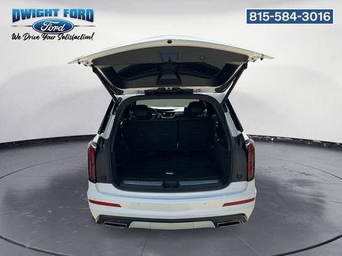 Used 2024 Cadillac XT6 Sport w/ Technology Package AWD/4WD image 18