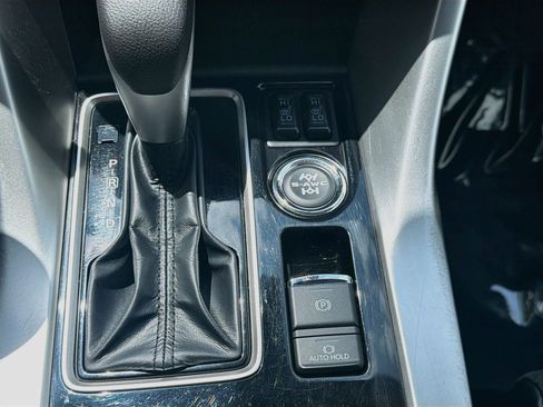 Used 2025 Mitsubishi Eclipse Cross SE AWD/4WD image 26
