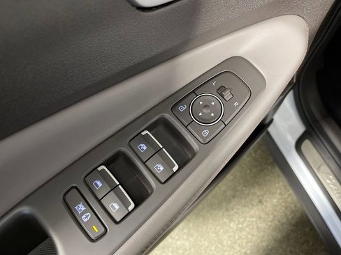 Used 2020 Hyundai Santa Fe Limited image 18