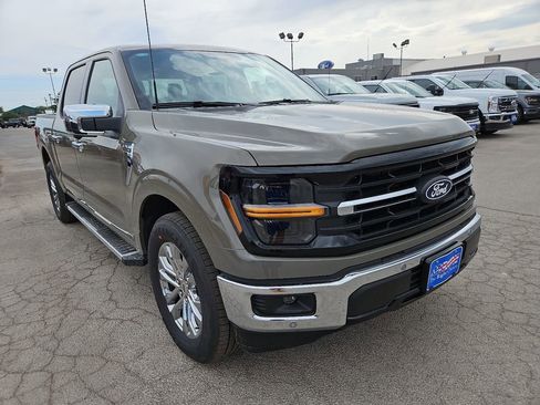 New 2026 Ford F150 XLT w/ Equipment Group 302A MID RWD image 2