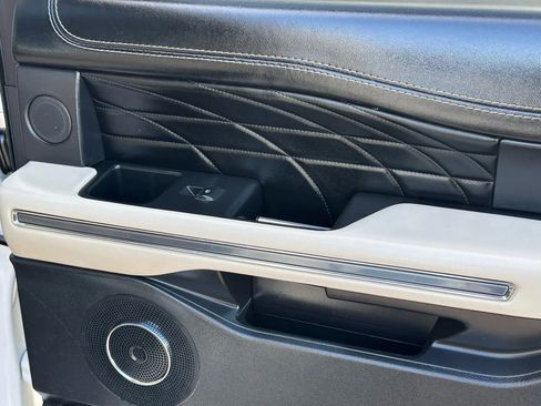 Used 2021 Ford Expedition Max Platinum image 26