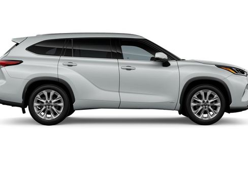 New 2026 Toyota Highlander Limited image 12