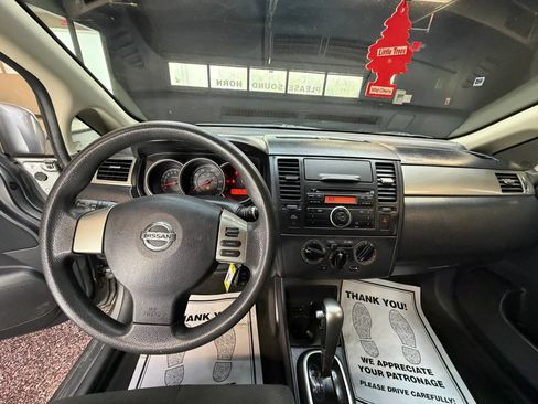 Used 2010 Nissan Versa 1.8 S w/ PWR Plus Pkg FWD image 16