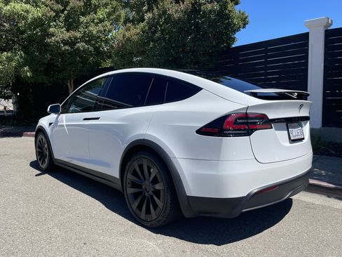 Used 2022 Tesla Model X AWD/4WD image 11