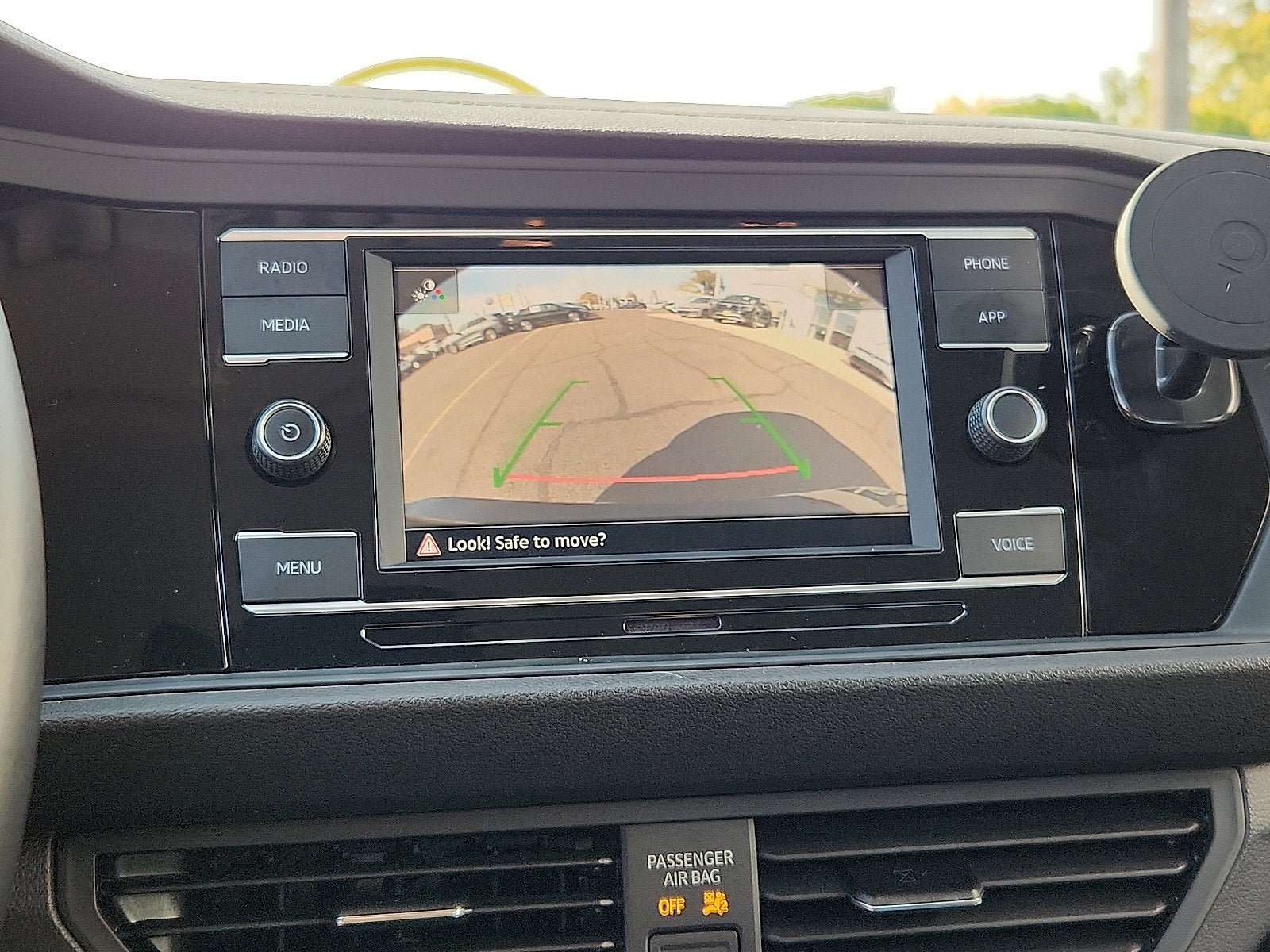 Certified 2023 Volkswagen Jetta S FWD image 17