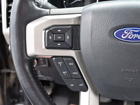 Used 2022 Ford F250 Lariat w/ Chrome Package AWD/4WD image 17
