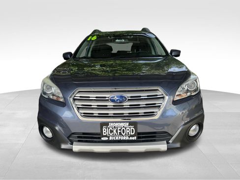 Used 2016 Subaru Outback 3.6R Limited AWD/4WD image 2