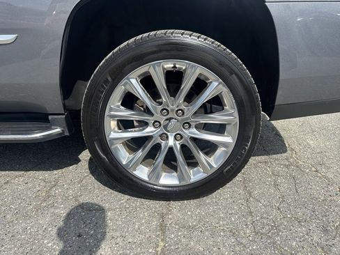Used 2020 Cadillac Escalade Luxury AWD/4WD image 33
