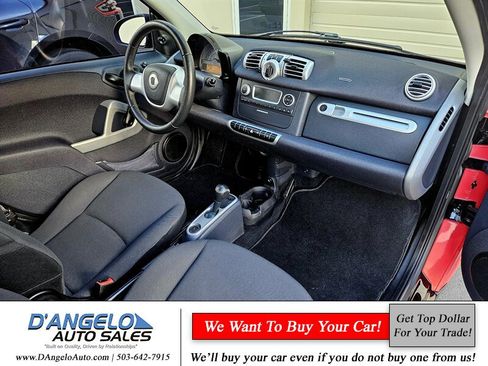 Used 2013 smart fortwo pure RWD image 12