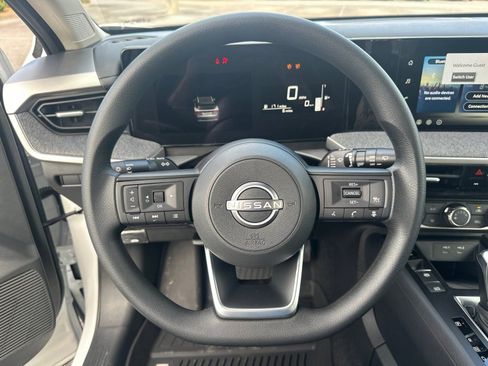 New 2026 Nissan Kicks S image 23