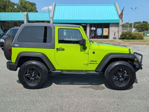 Used 2012 Jeep Wrangler Sport AWD/4WD image 9