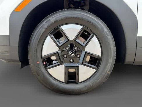 New 2026 Hyundai Santa Fe SE FWD image 9