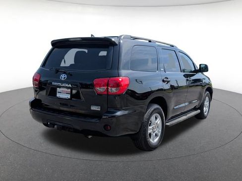 Used 2012 Toyota Sequoia SR5 RWD image 5