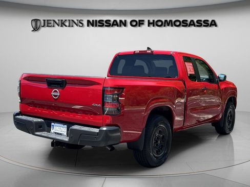 Certified 2023 Nissan Frontier S w/ Technology Package AWD/4WD image 3