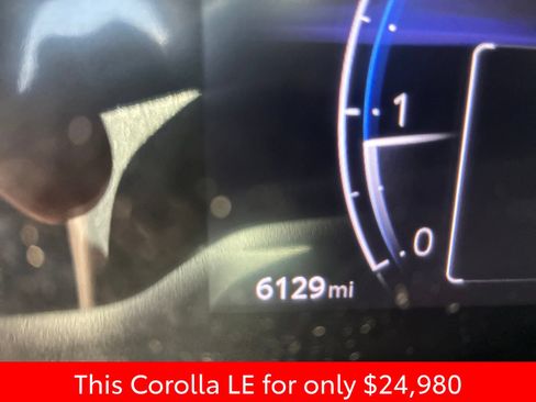Used 2026 Toyota Corolla LE FWD image 5