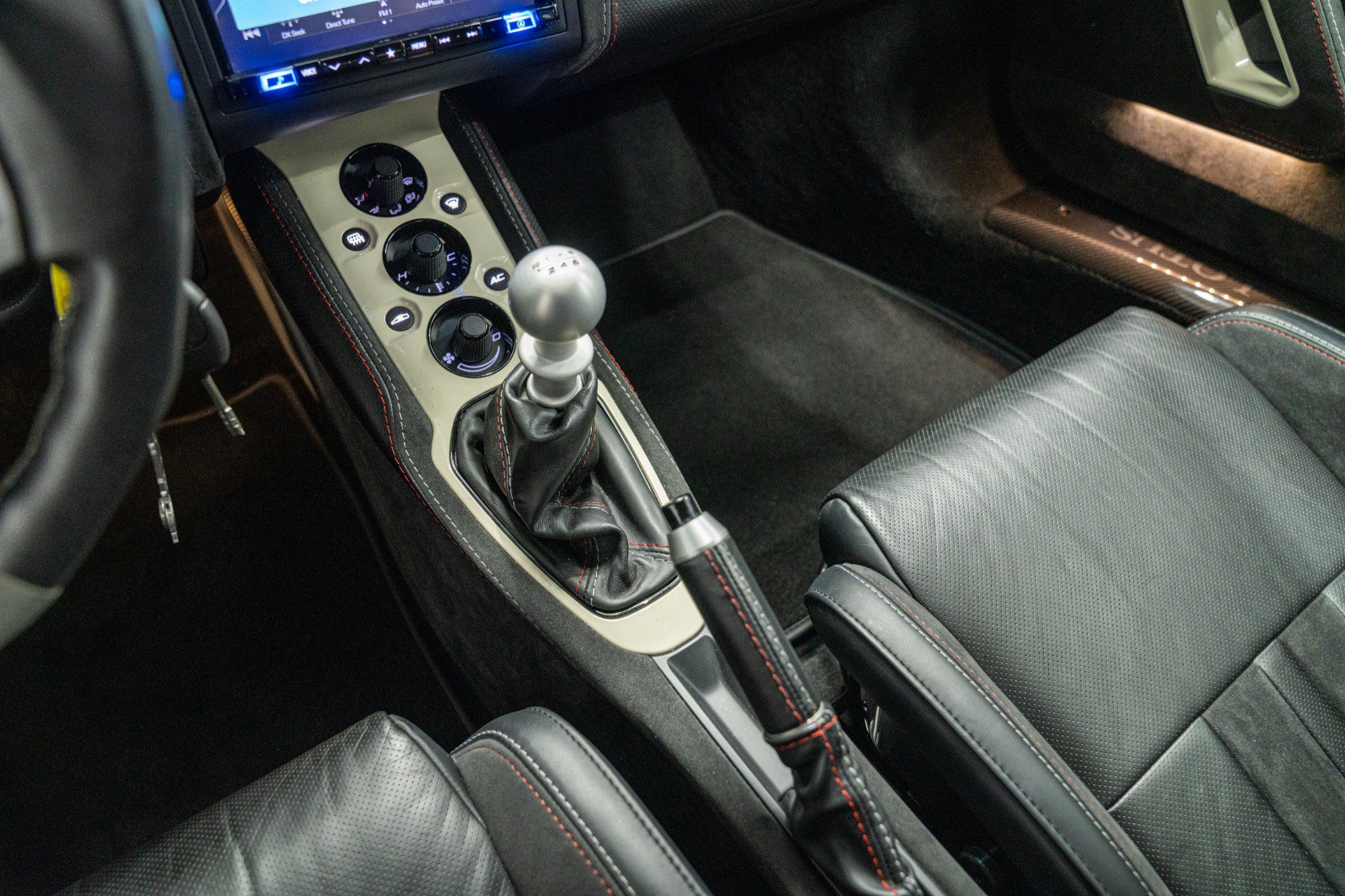 Used 2020 Lotus Evora RWD image 34