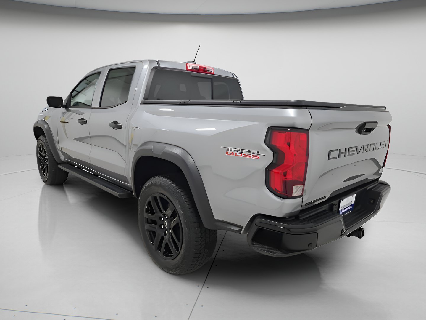 Used 2024 Chevrolet Colorado Trail Boss w/ Advanced Trailering Package AWD/4WD image 5