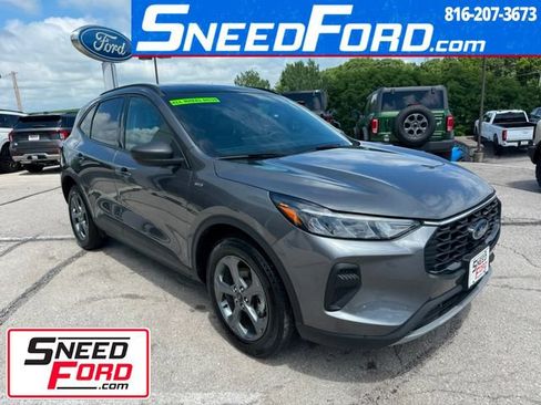 Used 2025 Ford Escape ST-Line w/ Tech Pack #1 AWD/4WD image 1