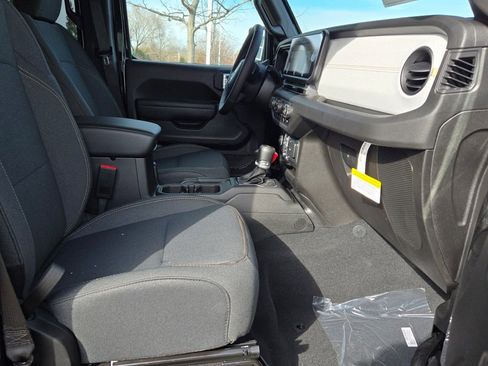 New 2025 Jeep Wrangler Sport S image 8