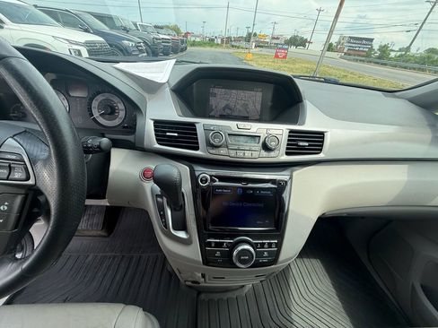 Used 2016 Honda Odyssey Touring Elite image 15