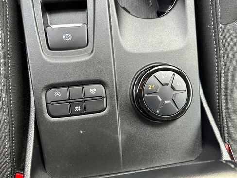 Used 2024 Ford Ranger XLT w/ Equipment Group 301A High image 34