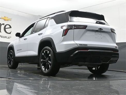 New 2026 Chevrolet Equinox RS w/ Convenience Package III image 5