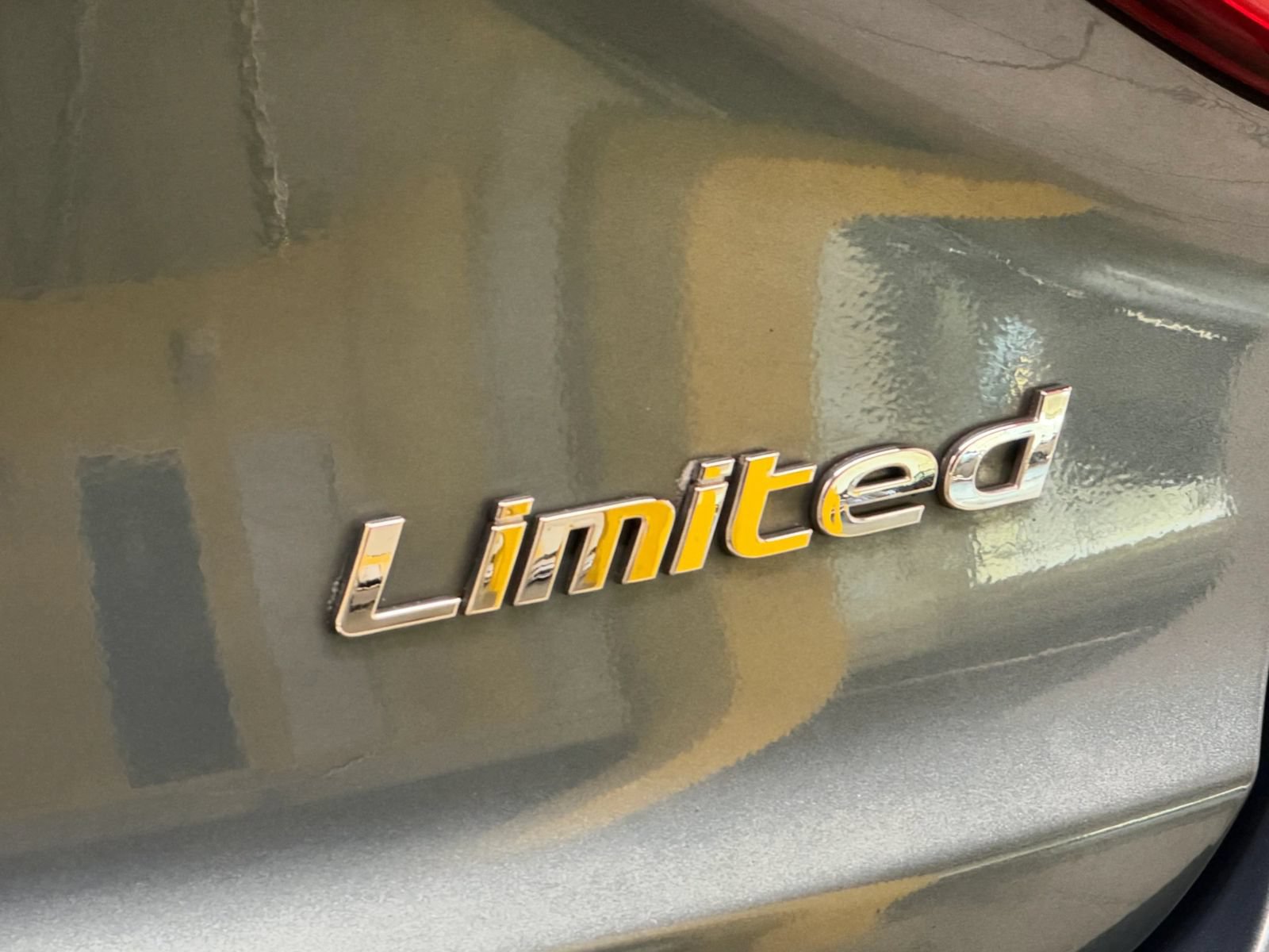 Used 2017 Hyundai Sonata Limited w/ Ultimate Package 04 FWD image 15