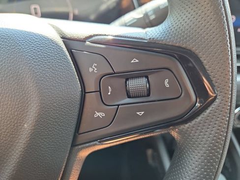 Used 2025 Chevrolet TrailBlazer LS w/ LS Convenience Package FWD image 23