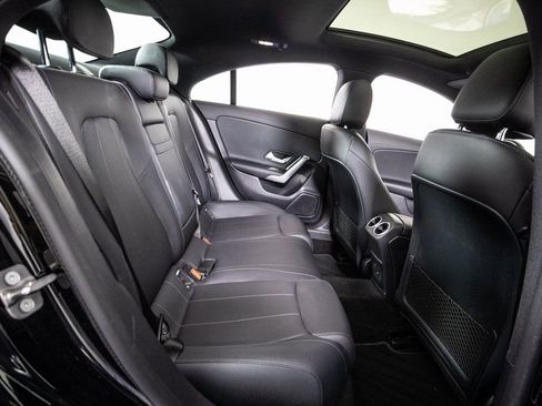 Used 2025 Mercedes-Benz CLA 250 image 11