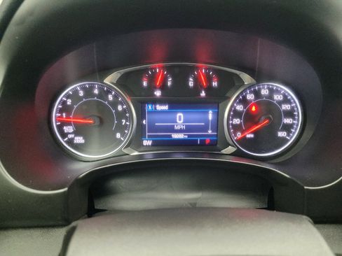 Used 2024 GMC Terrain SLE w/ Driver Convenience Package FWD image 23