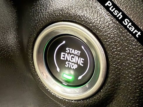 Used 2021 Chevrolet Silverado 1500 LT image 20