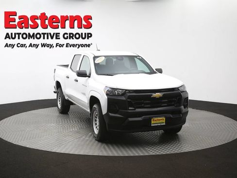 Used 2023 Chevrolet Colorado W/T RWD image 49