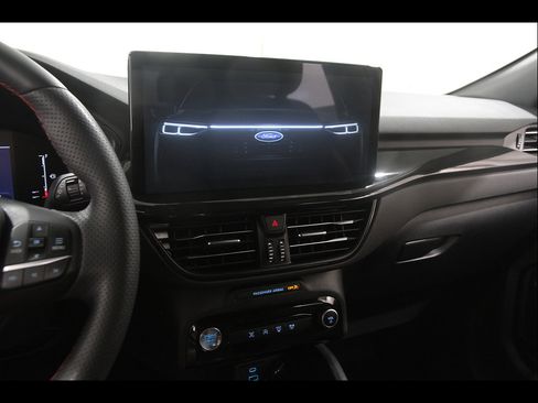 Used 2023 Ford Escape ST-Line w/ Tech Pack #1 AWD/4WD image 9