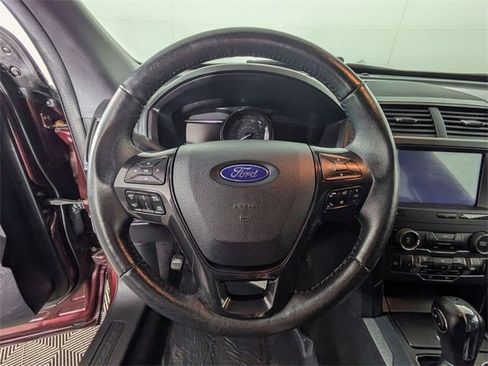 Used 2019 Ford Explorer XLT w/ Equipment Group 202A image 17