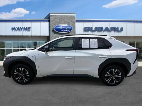 Certified 2025 Subaru Solterra AWD/4WD image 5