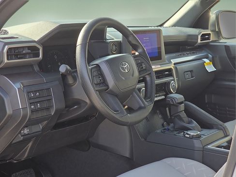 Used 2026 Toyota Tacoma SR5 AWD/4WD image 20